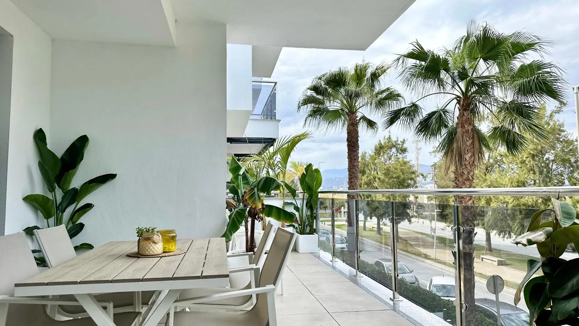 Aguacate Beach Apartamentos Playa Granada Motril 0*,
