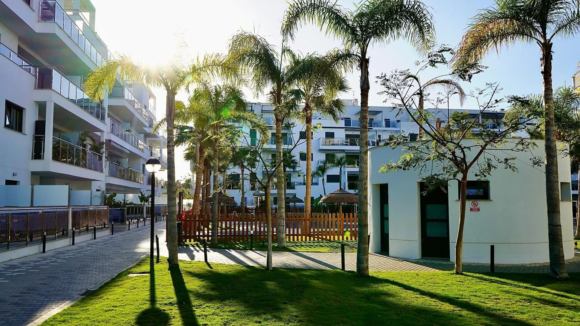 Aguacate Beach Apartamentos Playa Granada Motril 0*,