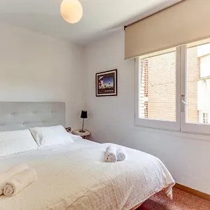 Isabella's House 3*, Barcelona Hiszpania