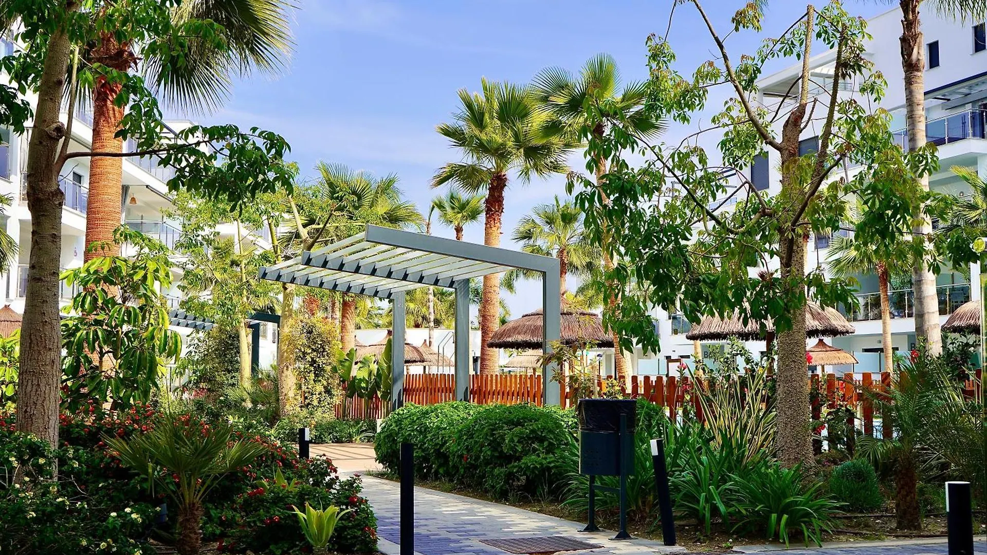 Aguacate Beach Apartamentos Playa Granada Motril 0*,  Spain